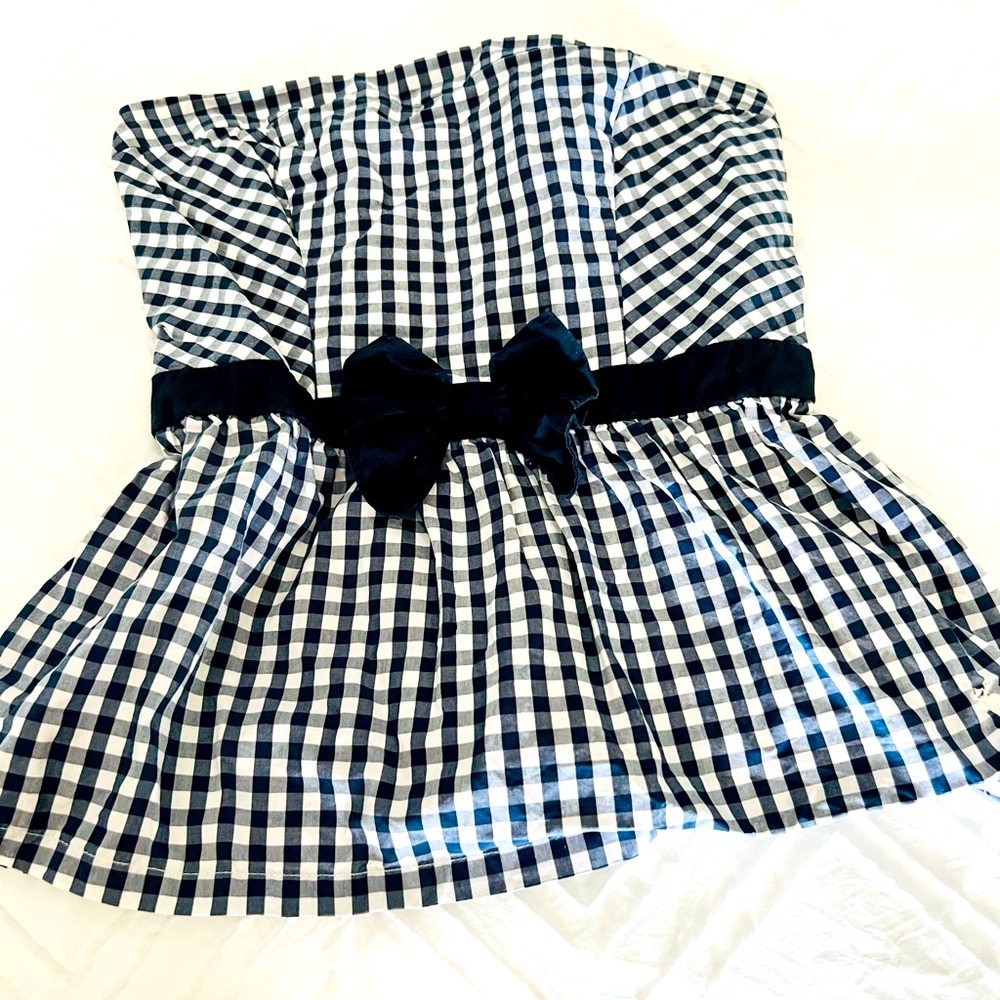 Abercrombie & Fitch summer top. Super cute! Great condition.